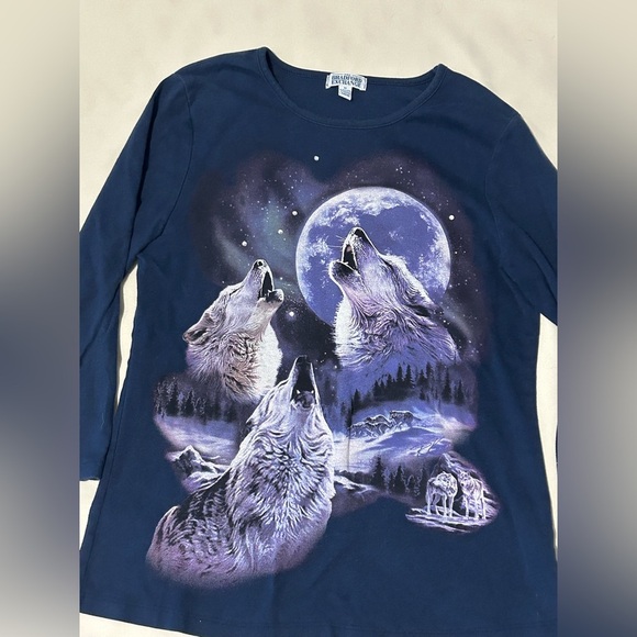 Vintage Y2K Wolf Pack Rhinestoned 3/4 Sleeved Shirt - M - Picture 2 of 5